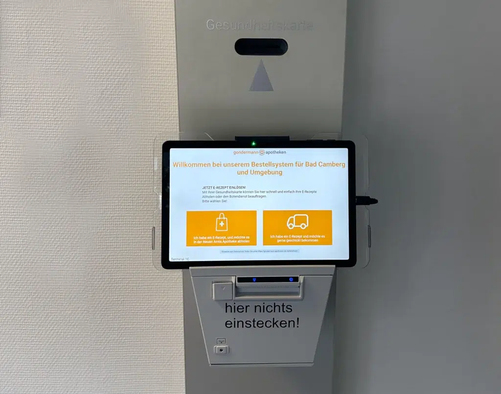 Bestellterminal für E-Rezepte in der Bahnhofstraße in Bad Camberg.